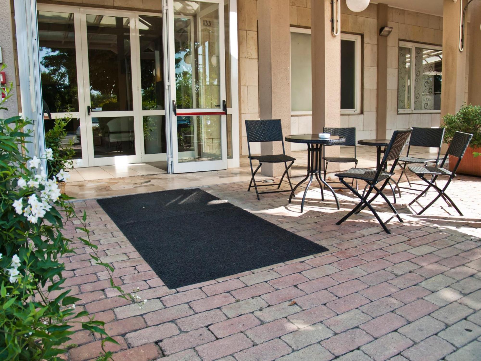 Hotel Cremona Viale Exterior foto