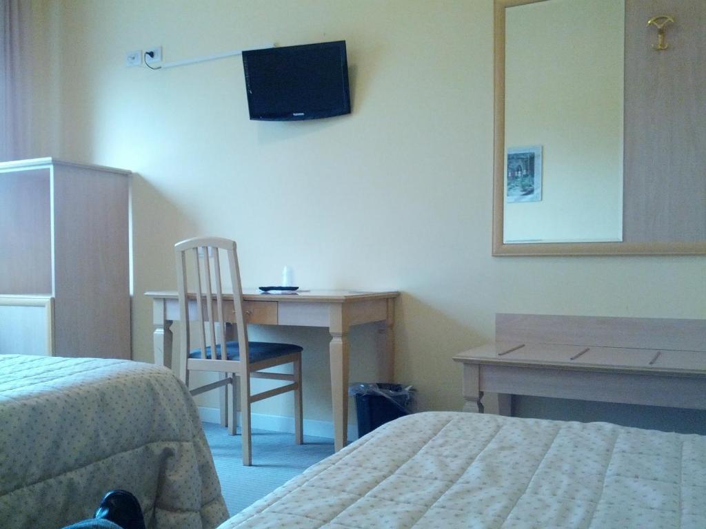 Hotel Cremona Viale Zimmer foto
