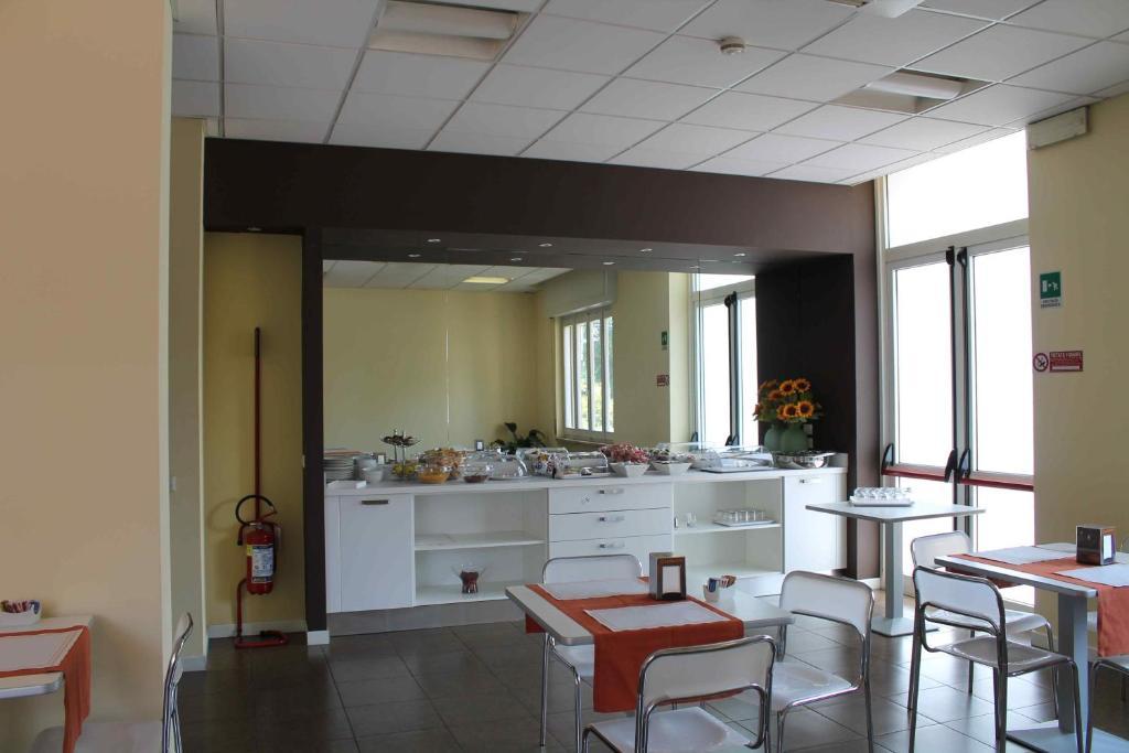 Hotel Cremona Viale Exterior foto